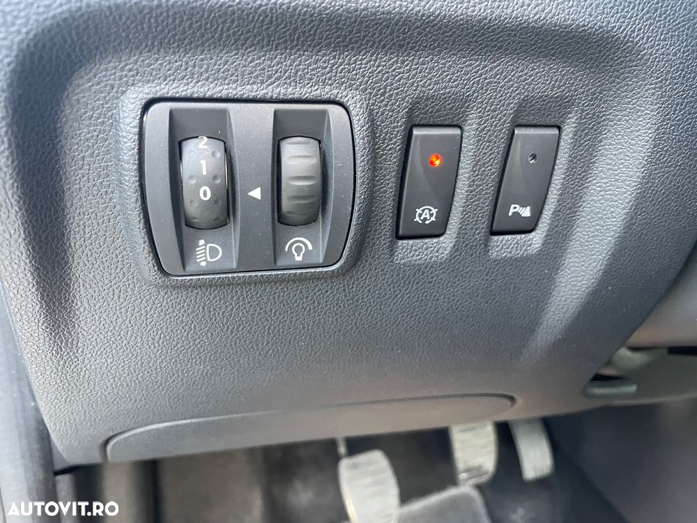 Renault Captur - 29