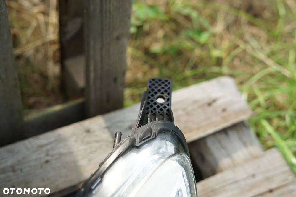 Lampa przód przednia lewa Citroen C3 II Anglik - 5