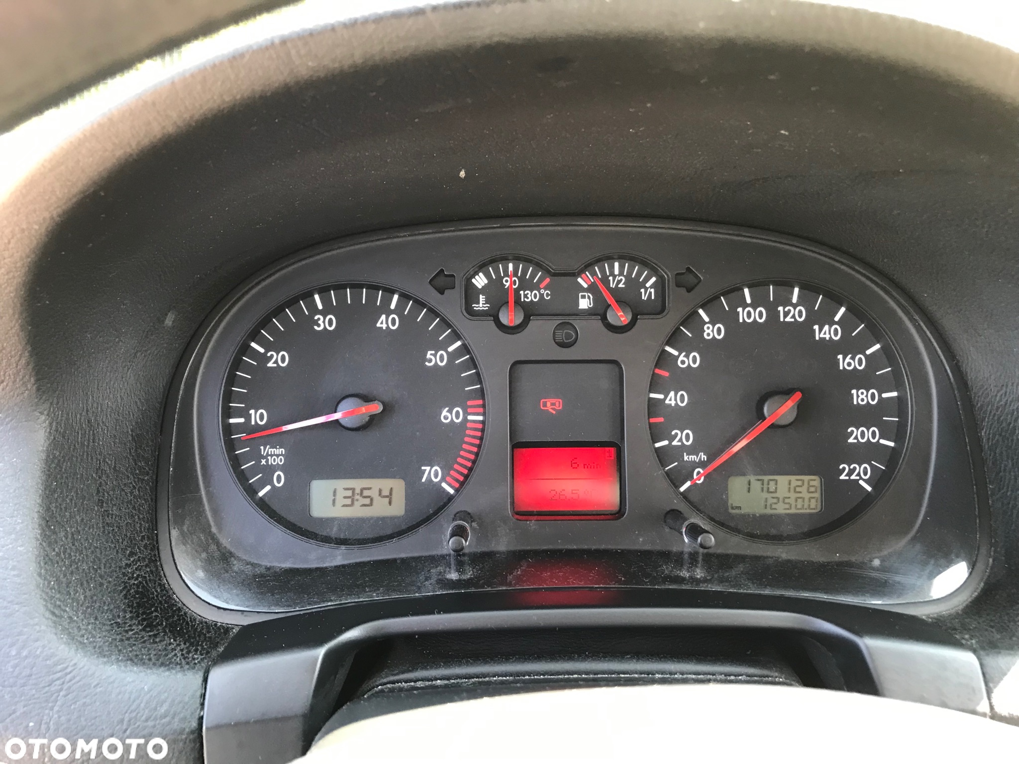 Volkswagen Golf - 16