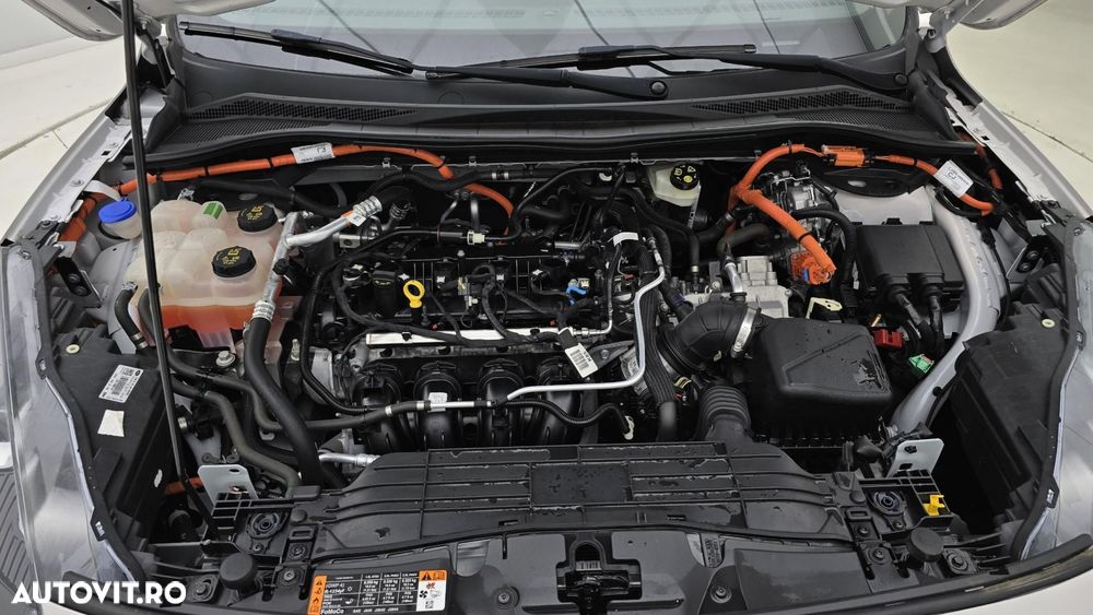 Ford Kuga 2.5 Duratec PHEV Titanium - 28