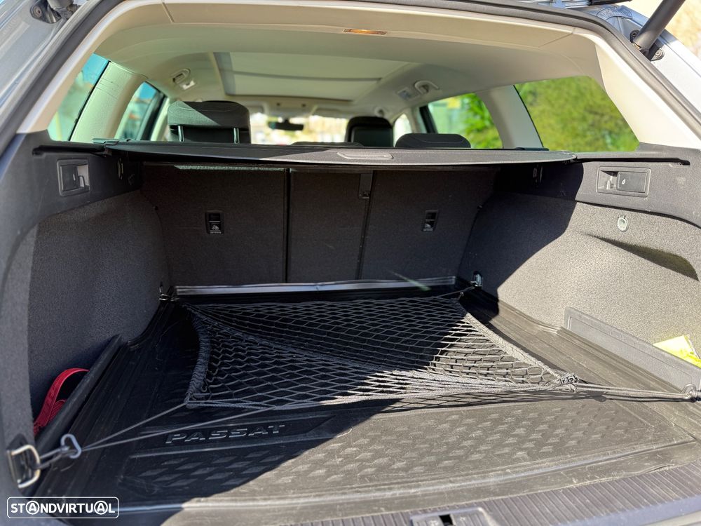 VW Passat Variant 1.6 TDI (BlueMotion ) Trendline - 8