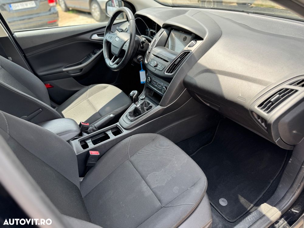 Ford Focus 1.0 EcoBoost Trend Edition - 10