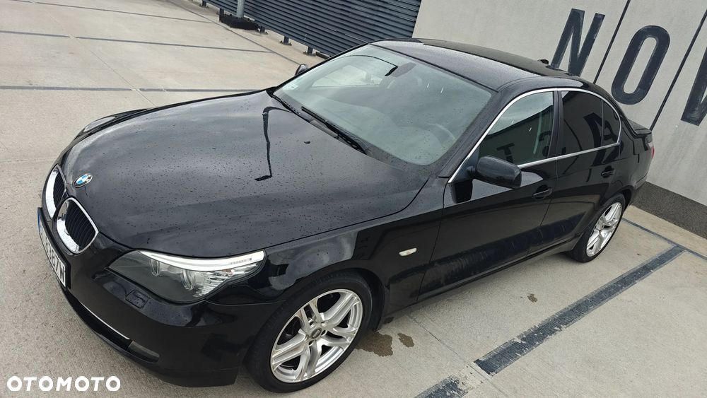 BMW Seria 5 520i - 15