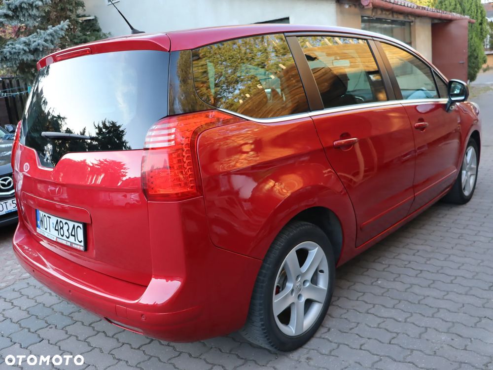 Peugeot 5008 1.6 THP Family - 5