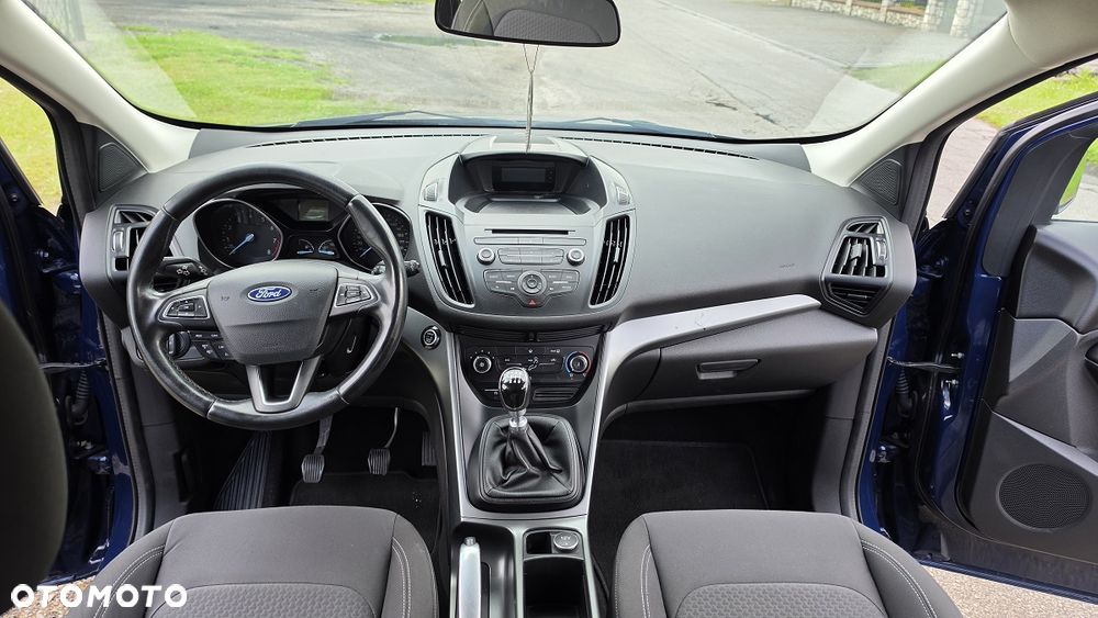 Ford Kuga 1.5 EcoBoost 2x4 Trend - 9