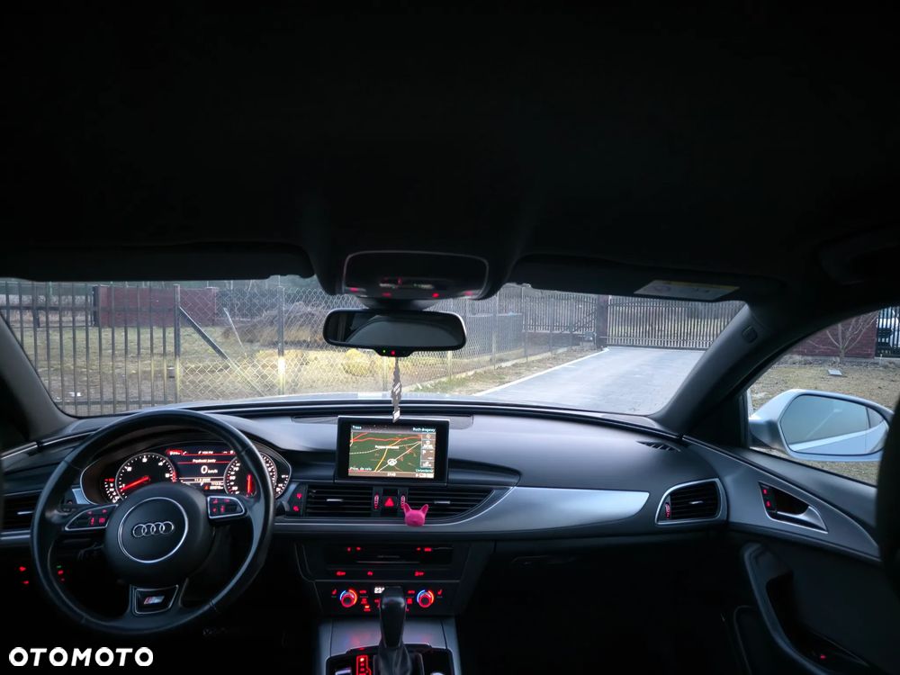 Audi A6 Avant 2.0 TDI Ultra S tronic - 26