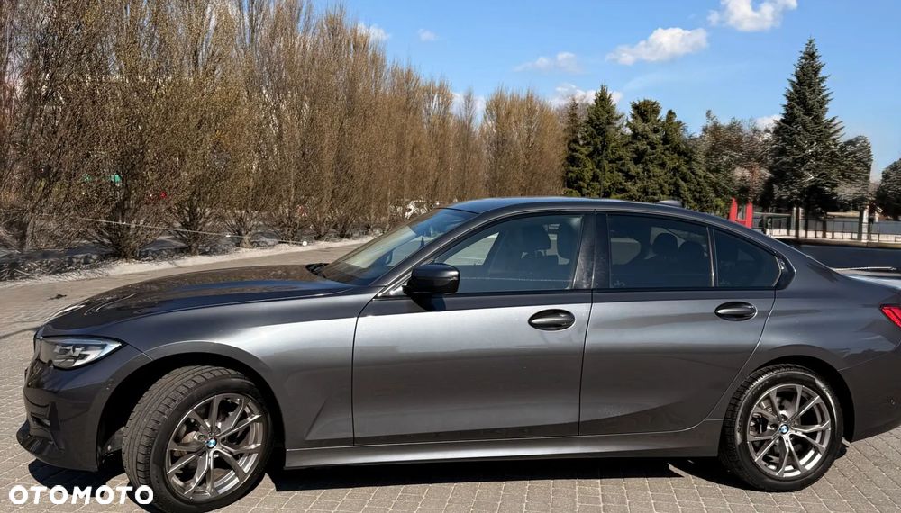 BMW Seria 3 318d - 2