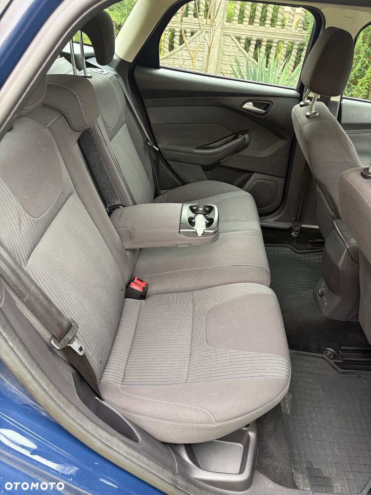 Ford Focus - 11