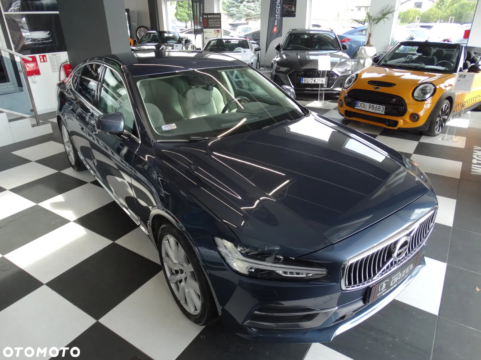 Volvo S90 T4 Momentum Pro - 3