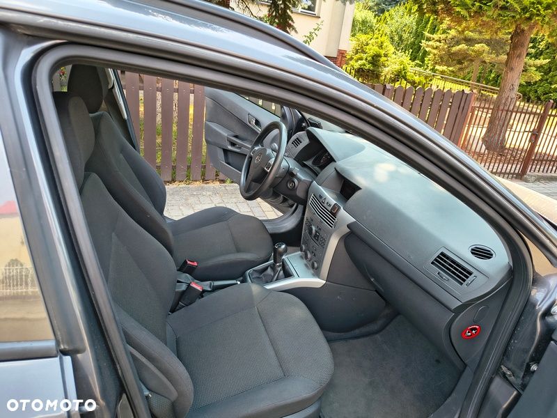 Opel Astra - 9