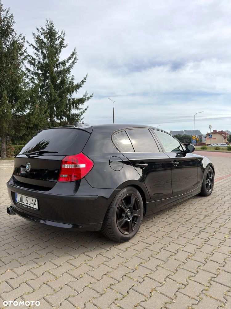 BMW Seria 1 116i - 8