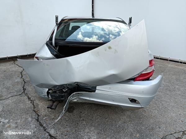 Para Peças Mercedes-Benz C-Class (W204) - 4