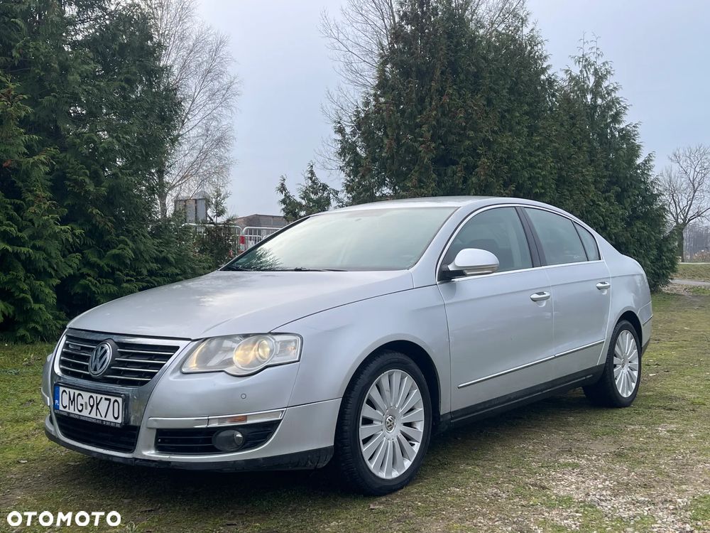 Volkswagen Passat 2.0 TDI DPF BlueMotion Technology Trendline - 20