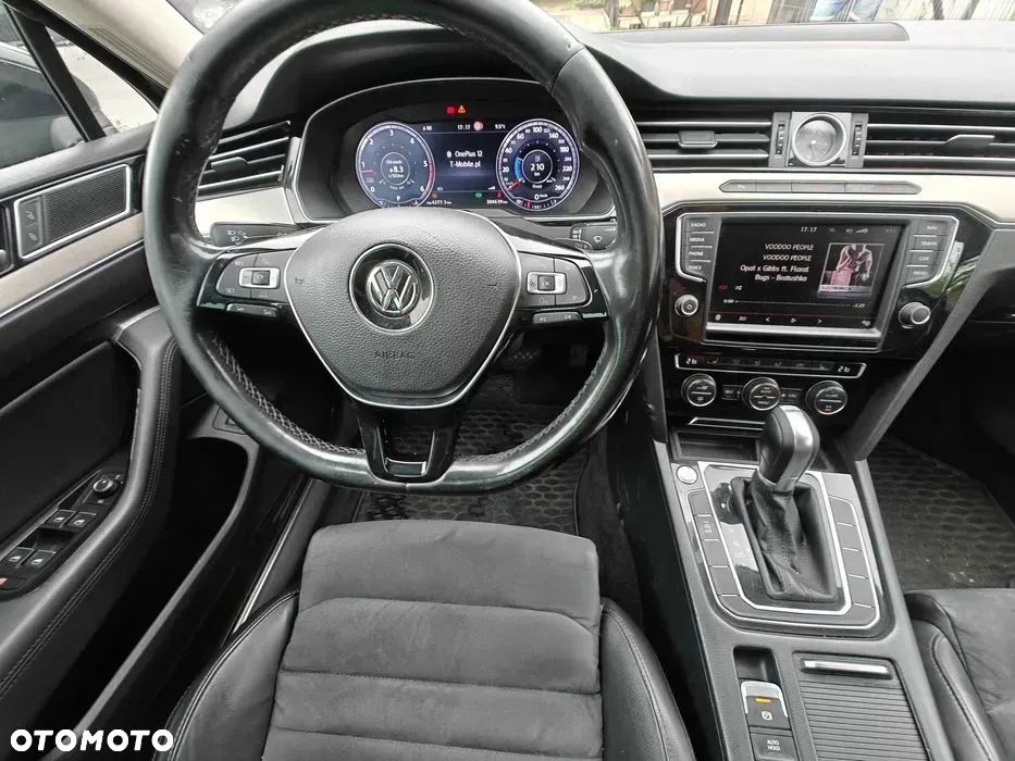 Volkswagen Passat 2.0 TDI SCR Highline DSG - 3