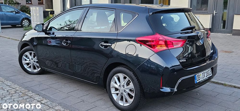 Toyota Auris 1.33 Dual-VVT-i START Edition - 27