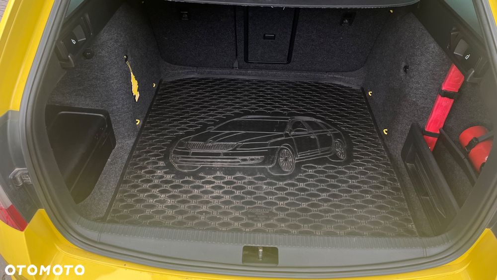 Skoda Octavia 2.0 TDI RS - 18
