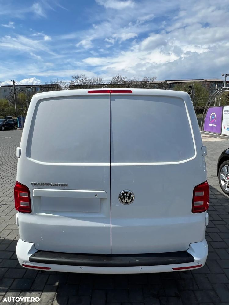Volkswagen Transporter Lang - 11