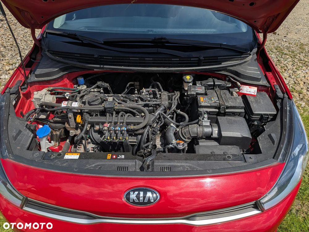 Kia Rio 1.2 L - 9