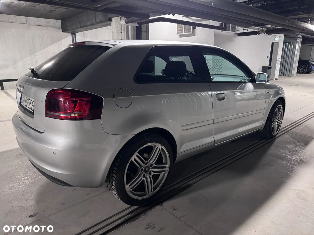 Audi A3 3-drzwiowe 1.6 TDI DPF S tronic S line Sportpaket - 8
