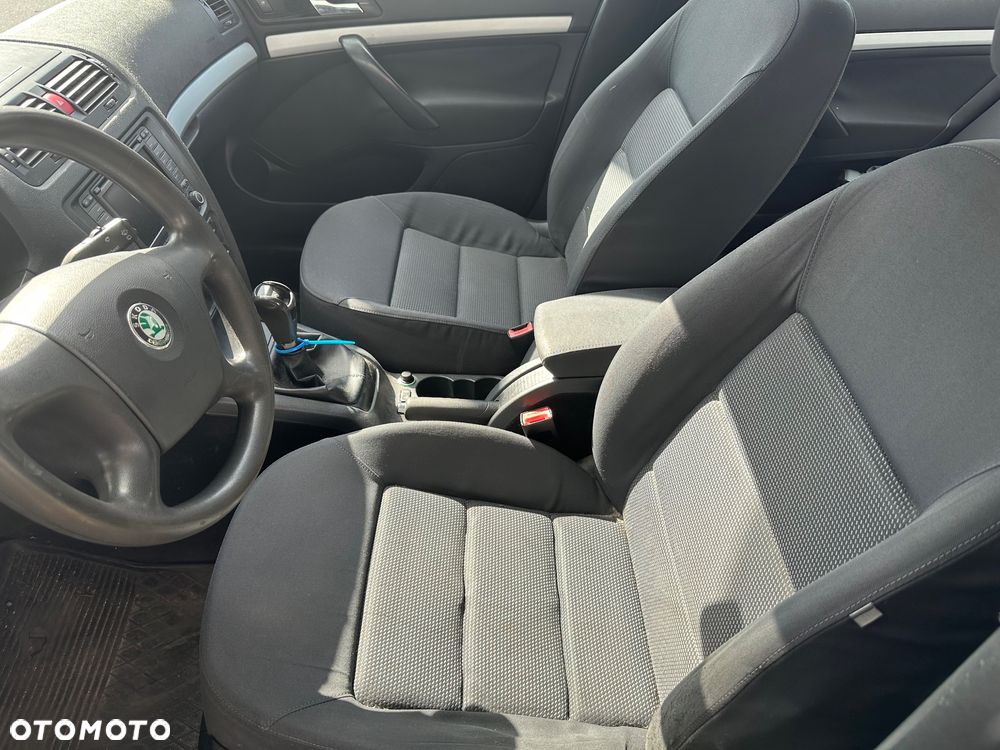 Skoda Octavia 1.9 TDI DPF Ambiente - 6