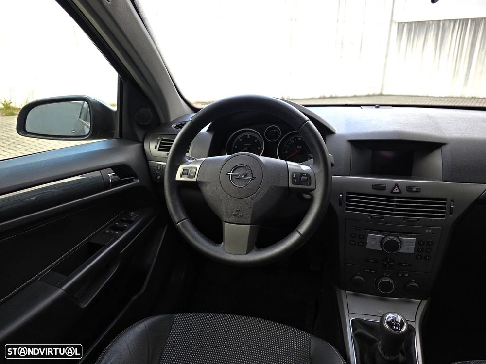 Opel Astra 1.3 CDTI Cosmo - 36