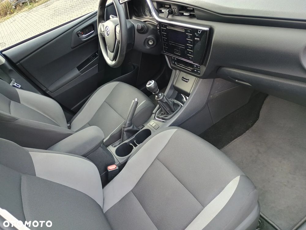 Toyota Auris 1.33 VVT-i Active - 5