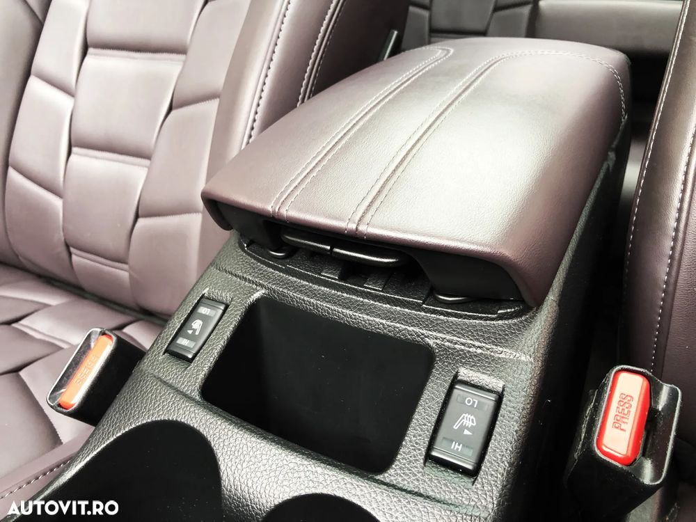 Nissan Qashqai 1.6 DCI TEKNA+ - 12