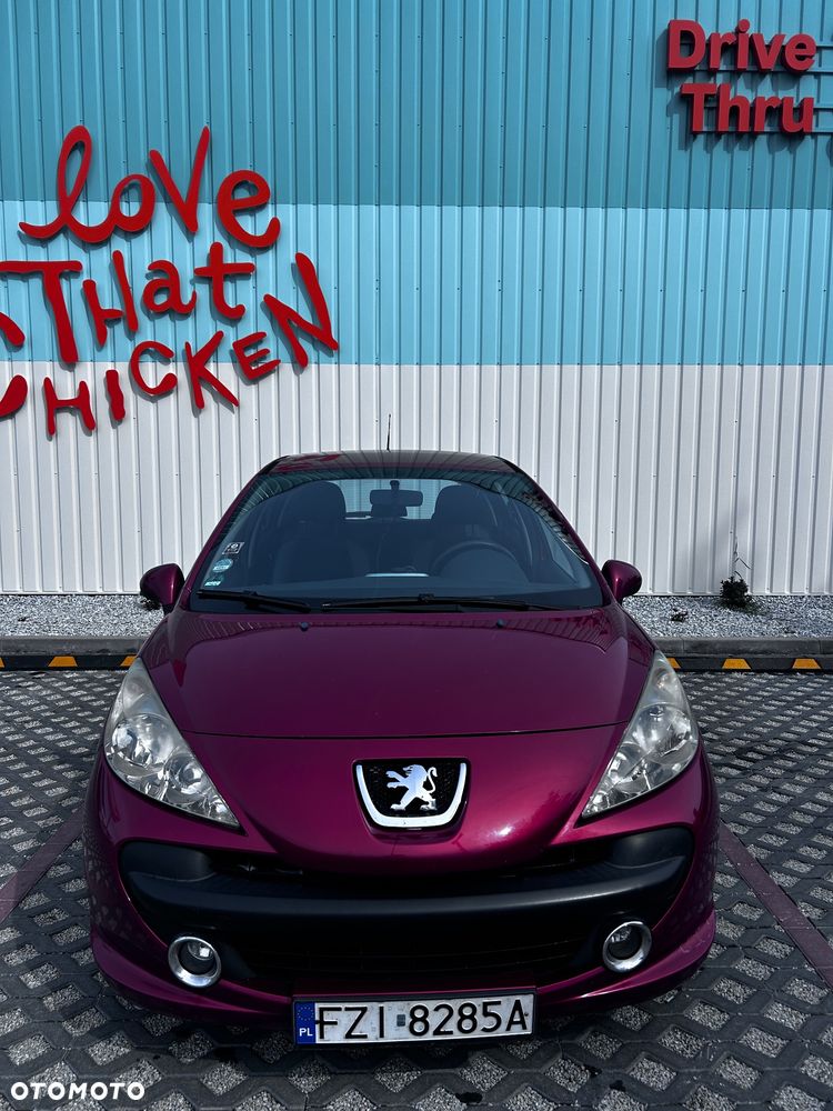 Peugeot 207 1.4 16V Trendy - 3