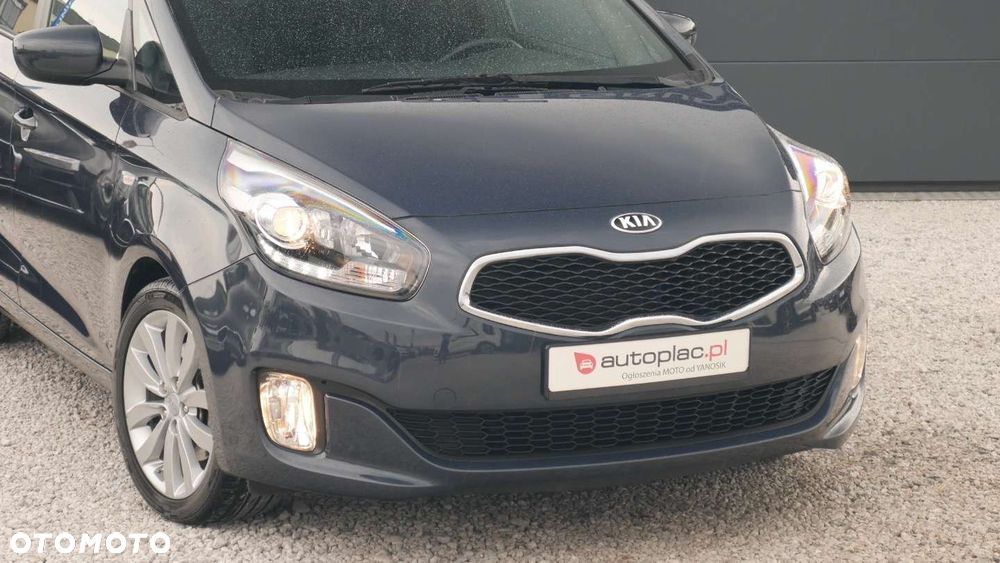 Kia Carens - 22