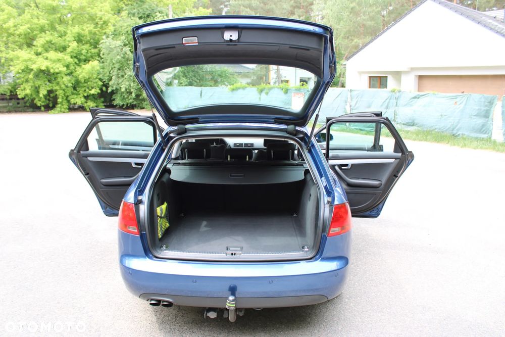 Audi A4 Avant 2.0 TDI - 15