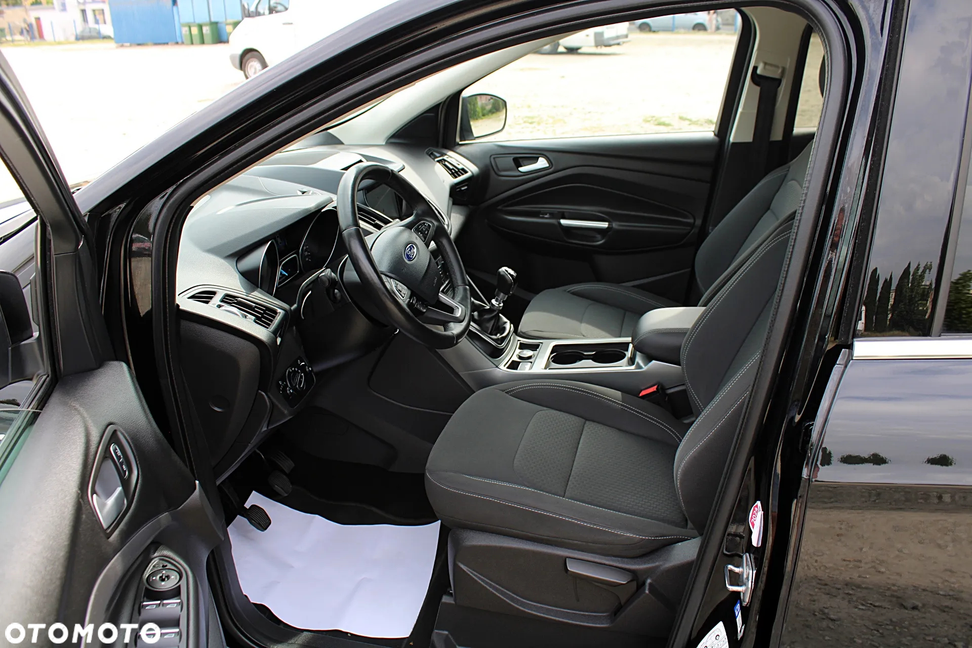 Ford Kuga - 13