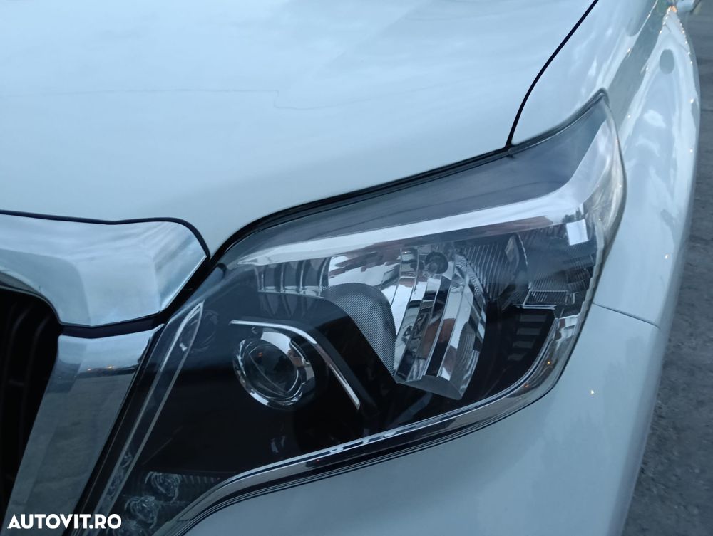Toyota Land Cruiser 3.0l Turbo D-4D Aut. Luxury - 12