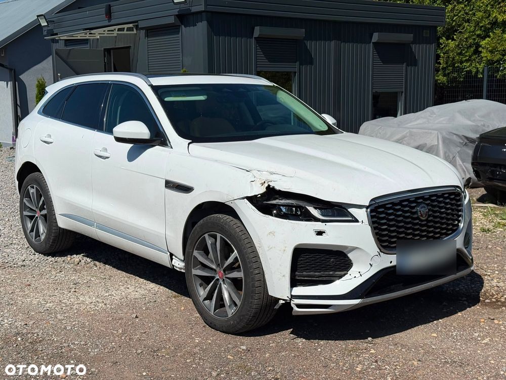 Jaguar F-Pace 2.0 P250 mHEV AWD - 9