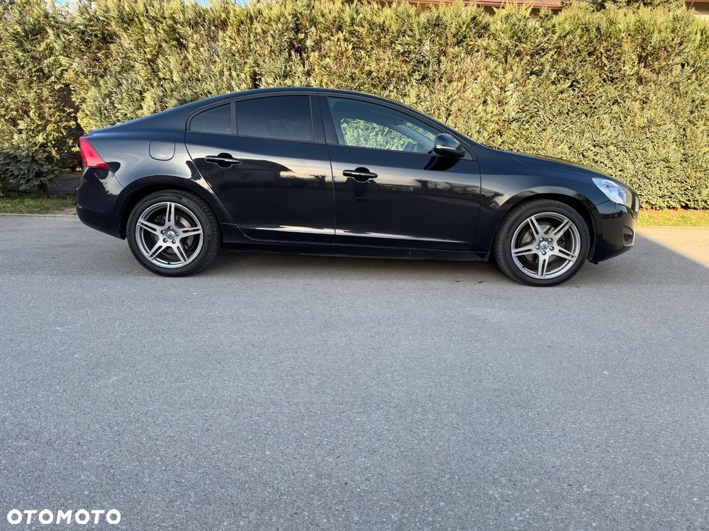 Volvo S60 D3 Edition Pro - 3