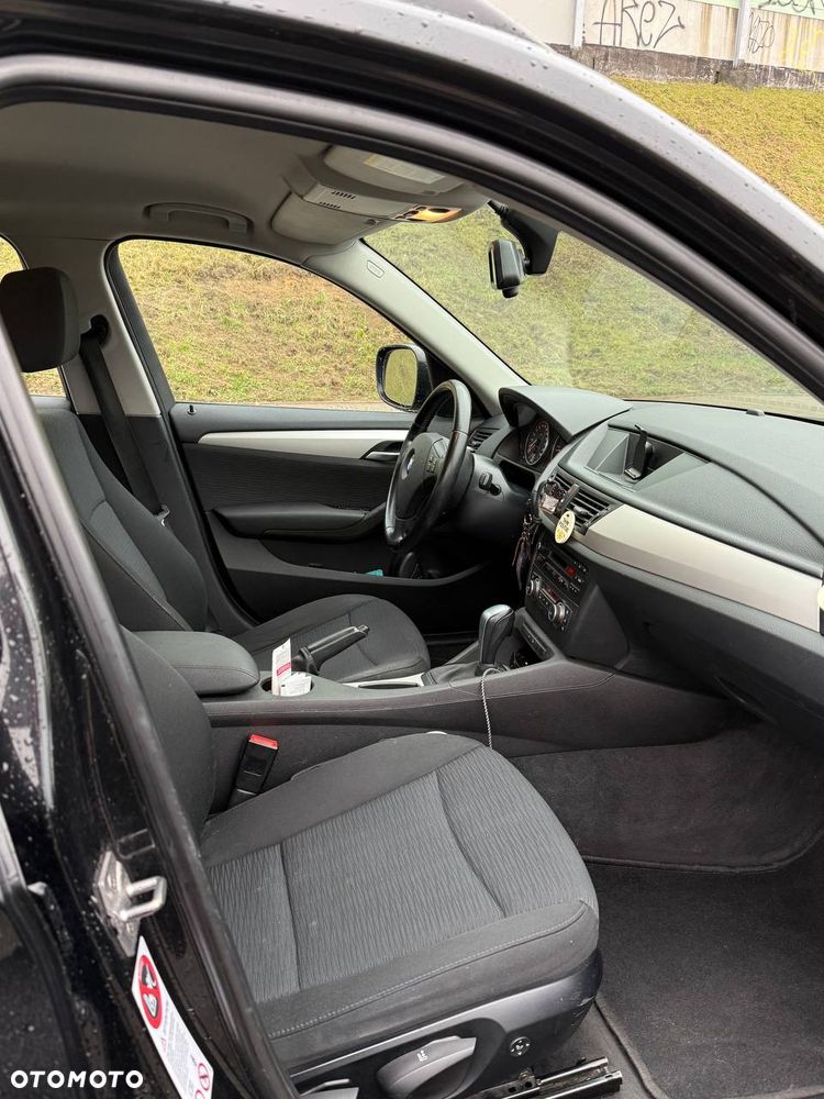 BMW X1 xDrive18d - 12
