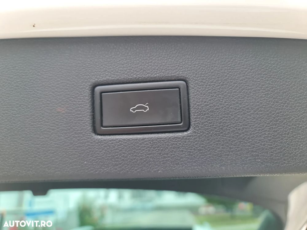 Volkswagen Tiguan 2.0 TDI SCR DSG IQ.DRIVE - 32