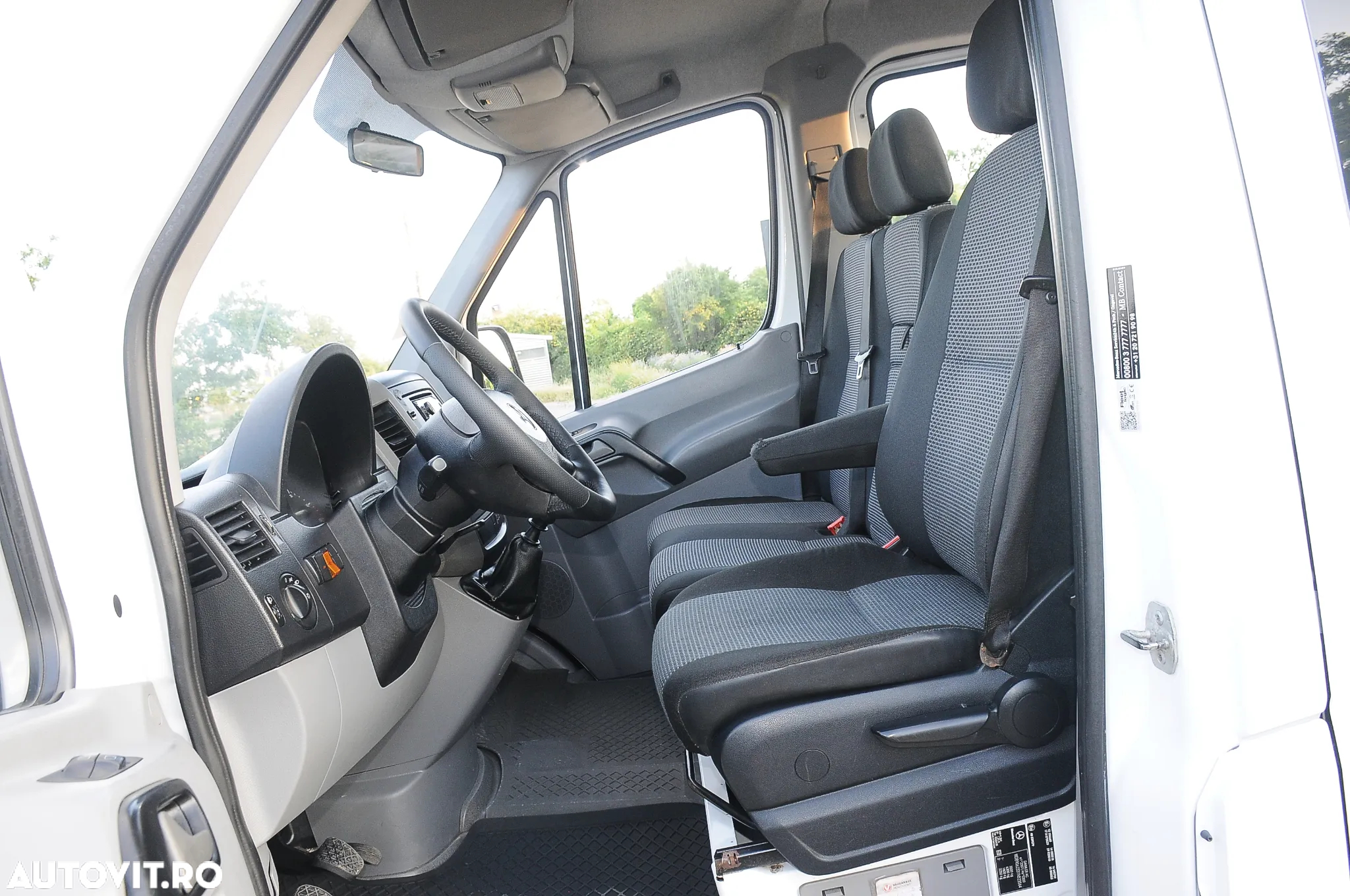 Mercedes-Benz Sprinter - 5