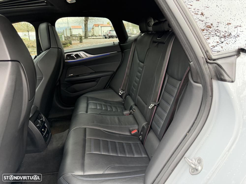 BMW 420 Gran Coupé i Pack Desportivo M Auto - 26