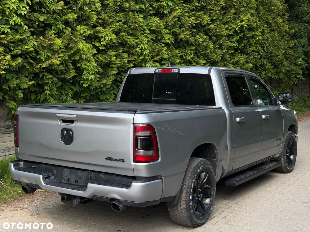 RAM 1500 - 12