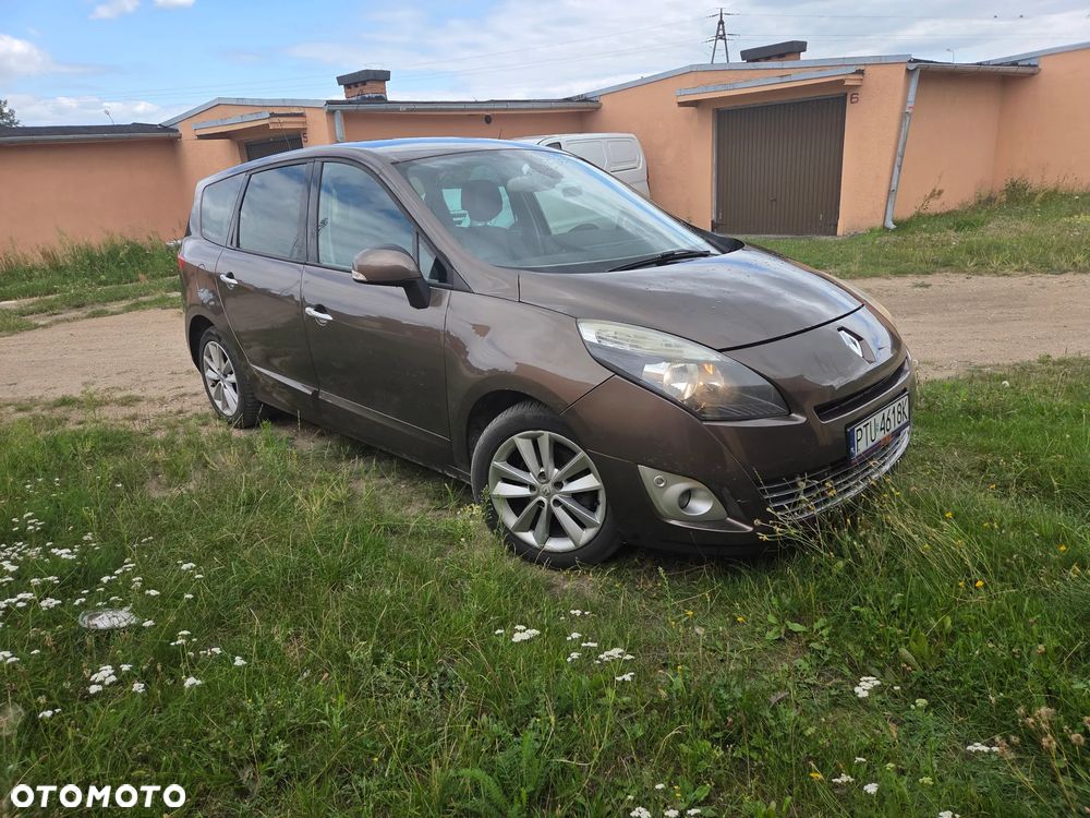 Renault Grand Scenic Gr 1.9 dCi Privilege Euro5 - 1
