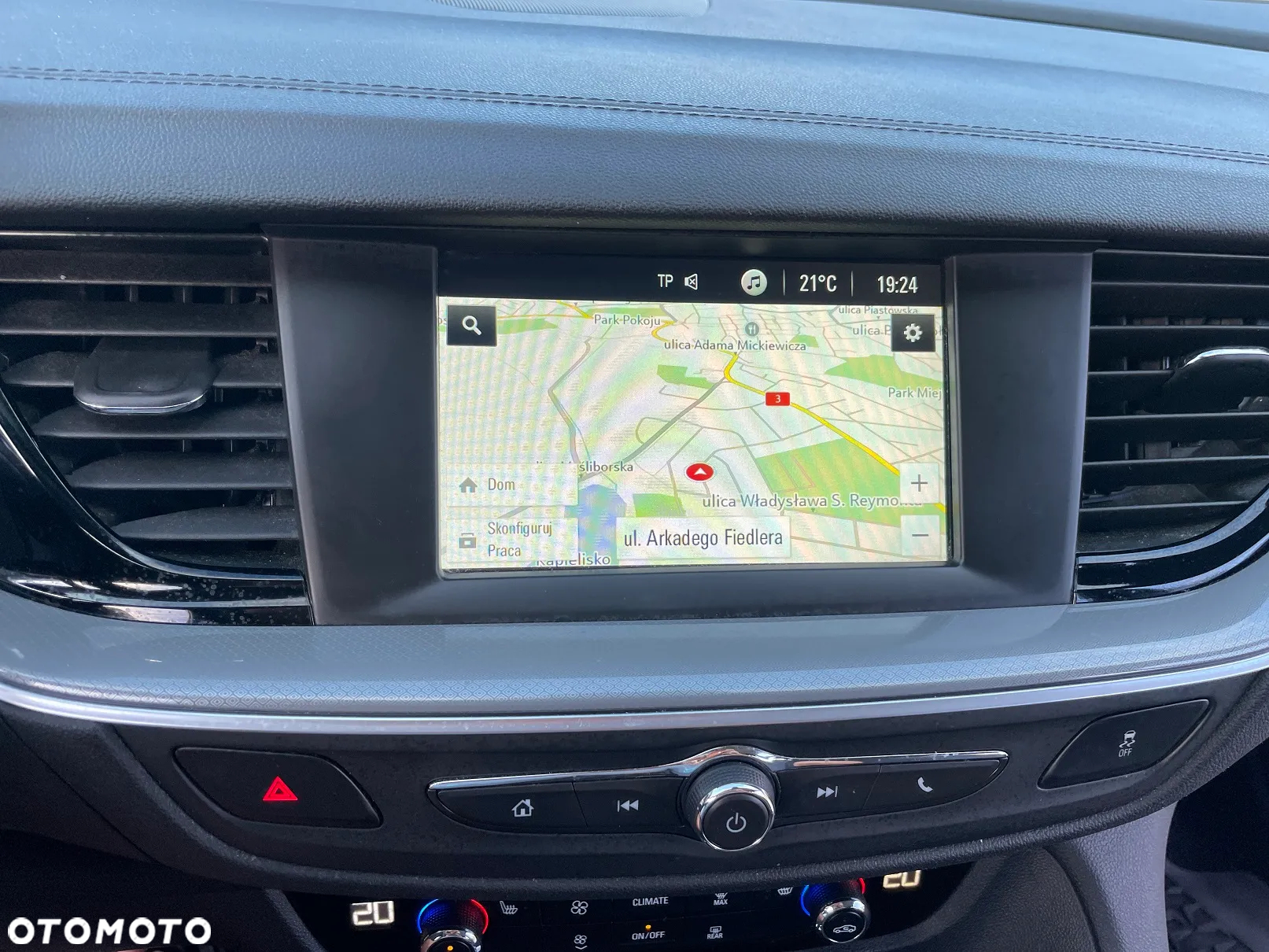 Opel Insignia Sports Tourer 2.0 Diesel Automatik Business Edition - 17