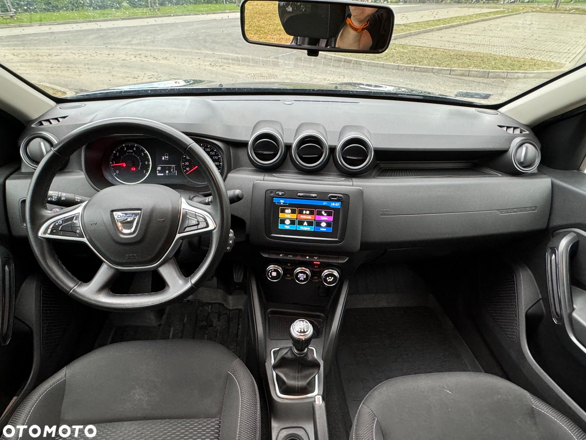 Dacia Duster 1.6 SCe Prestige - 13