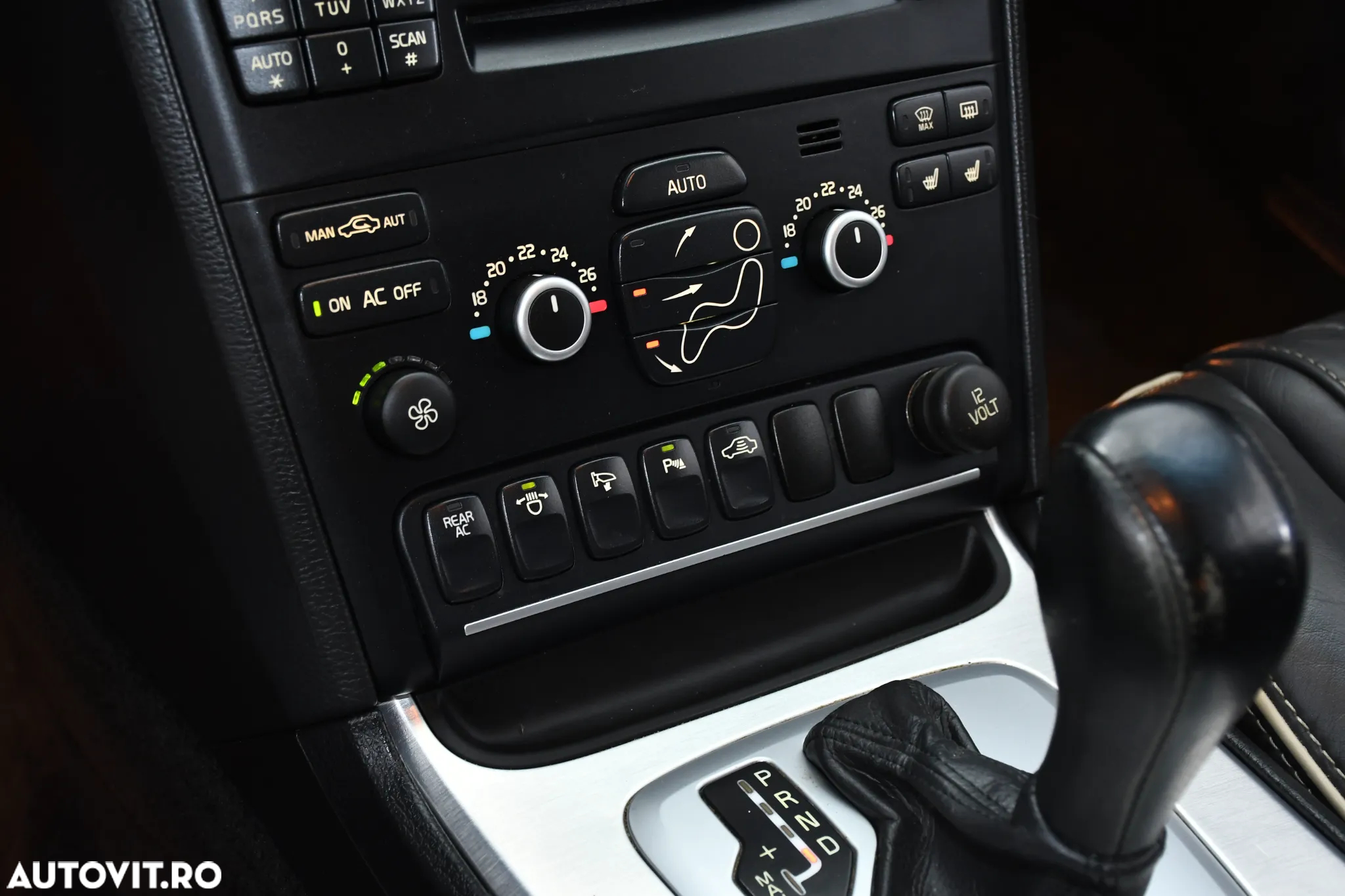 Volvo XC 90 D5 AWD Rdesign - 21