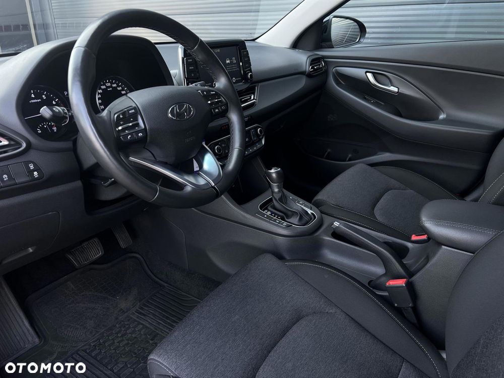 Hyundai i30 1.0 T-GDI Smart DCT - 10