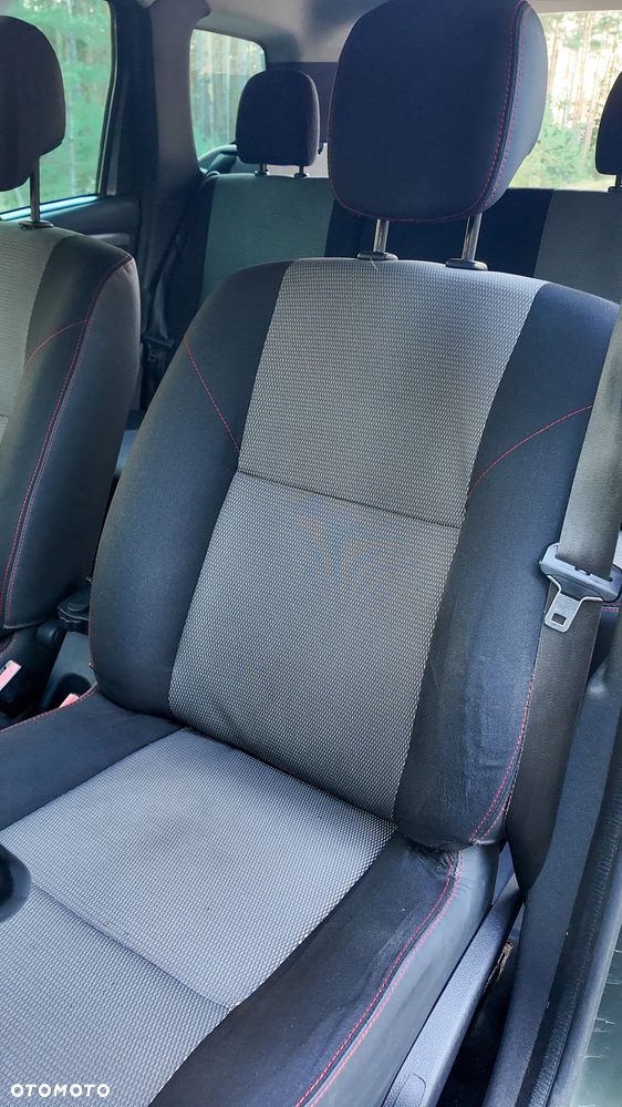Dacia Duster 1.6 16V 4x2 Essentiel - 8