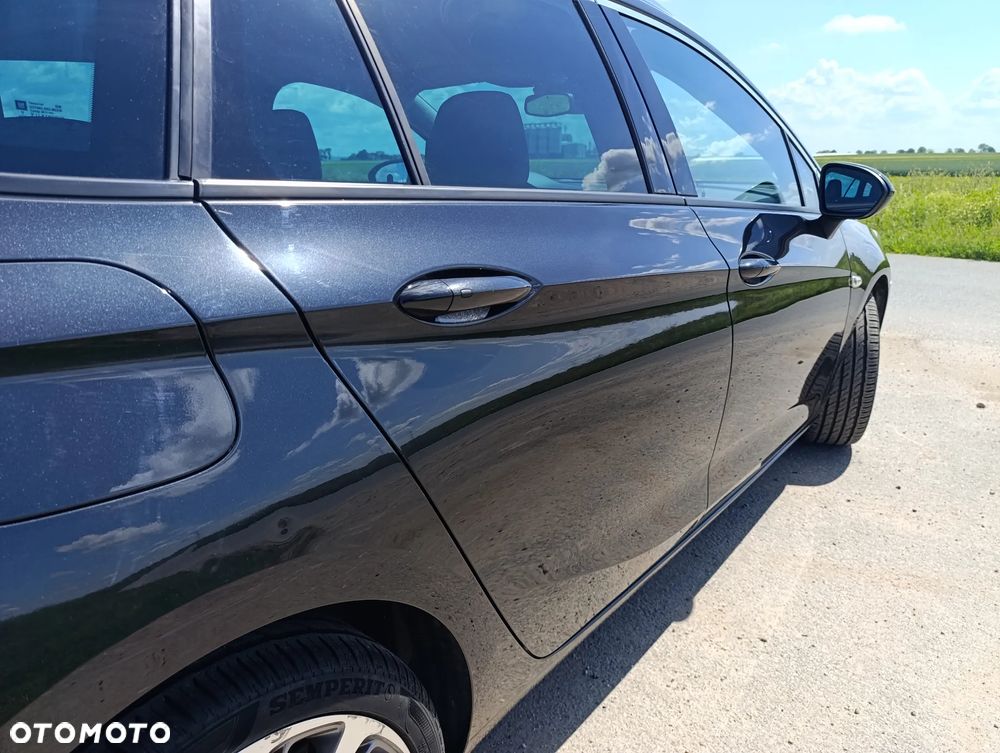 Opel Astra 1.6 BiTurbo D (CDTI) Start/Stop Innovation - 27