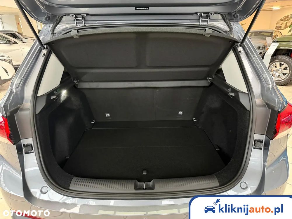 MG ZS 1.5 HEV+ Exclusive - 11
