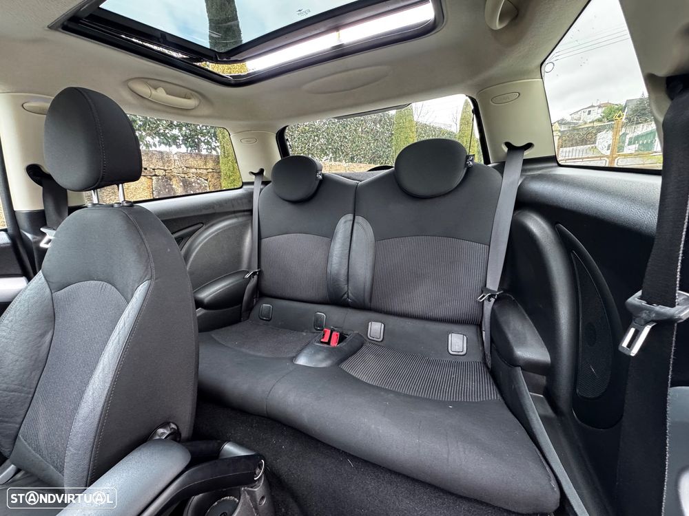 MINI 3 Portas Cooper D Brick Lane - 8