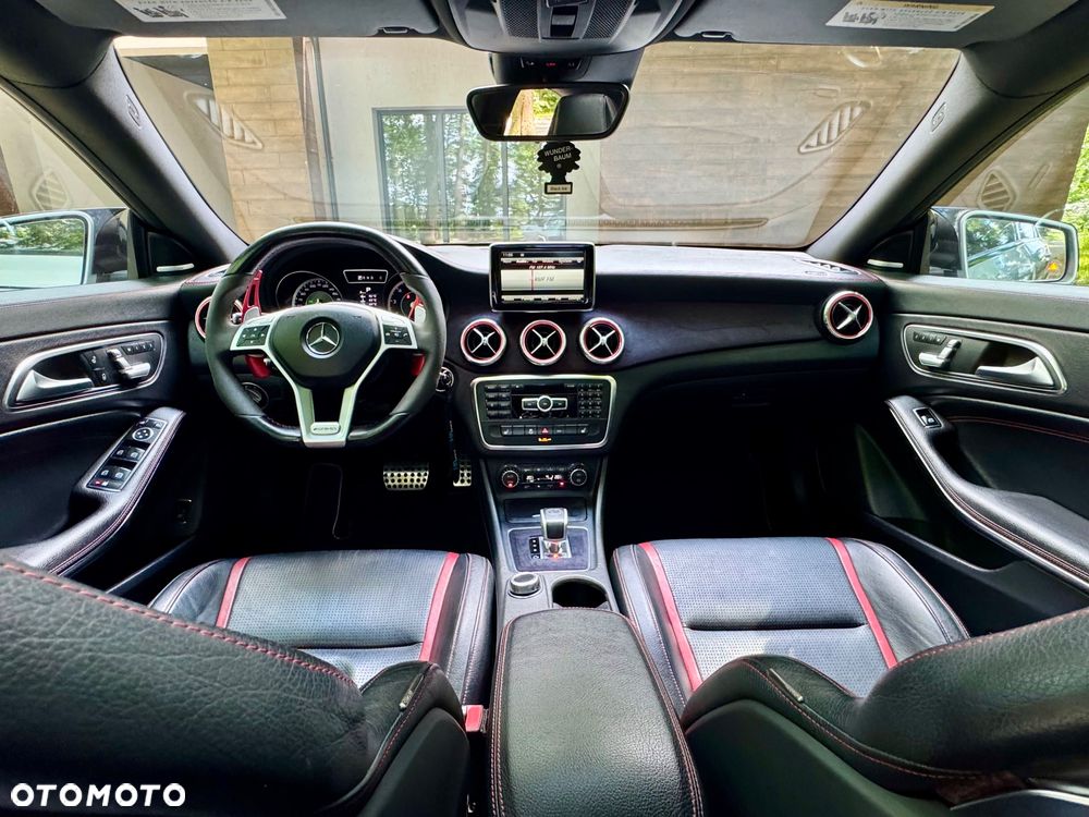 Mercedes-Benz CLA 45 AMG 4Matic 7G-DCT - 13