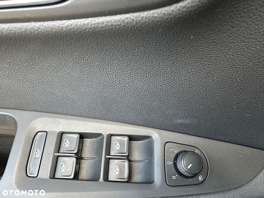 Seat Leon 1.6 TDI ECOMOTIVE Reference - 18